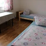 Moeblierte Mit Gemeinschaftskuechen Und In Thueringen Wald Διαμέρισμα