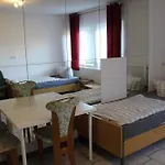 Διαμέρισμα Moeblierte Mit Gemeinschaftskuechen Und In Thueringen Wald
