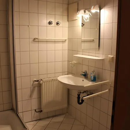 Moeblierte Mit Gemeinschaftskuechen Und In Thueringen Wald *