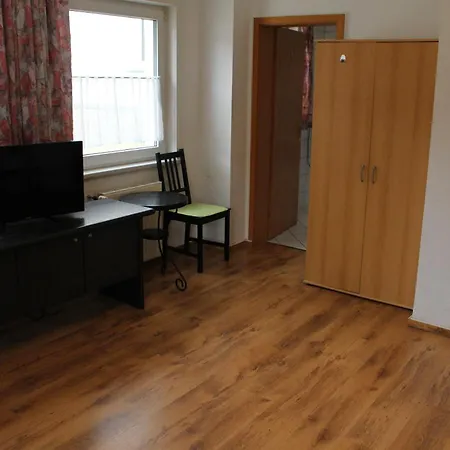 Moeblierte Mit Gemeinschaftskuechen Und In Thueringen Wald Ohrdruf