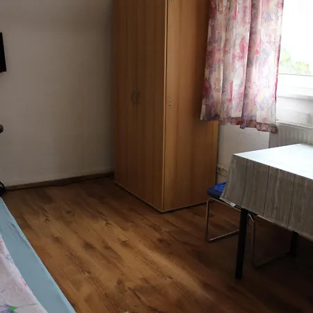 Moeblierte Mit Gemeinschaftskuechen Und In Thueringen Wald Ohrdruf