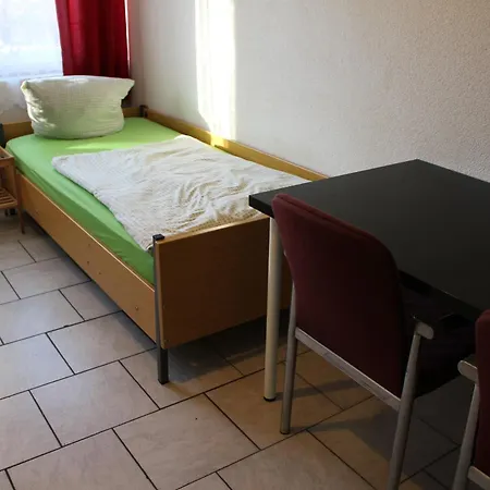 Moeblierte Mit Gemeinschaftskuechen Und In Thueringen Wald *