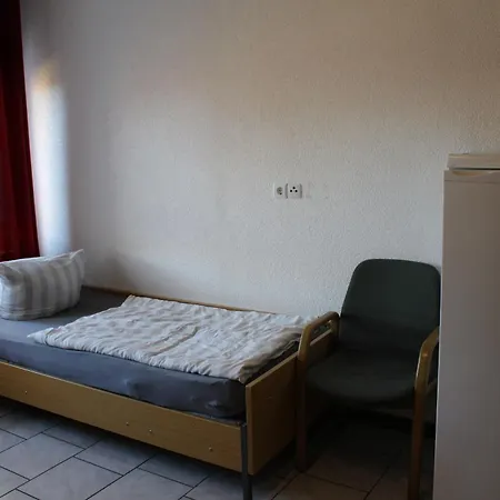 Moeblierte Mit Gemeinschaftskuechen Und In Thueringen Wald