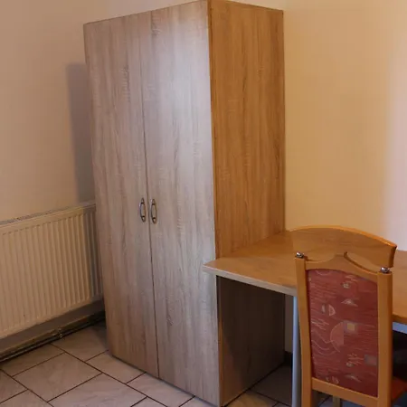 Moeblierte Mit Gemeinschaftskuechen Und In Thueringen Wald Daire Ohrdruf