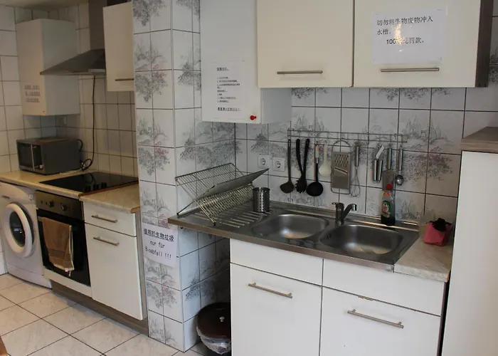 Moeblierte Mit Gemeinschaftskuechen Und In Thueringen Wald Daire *